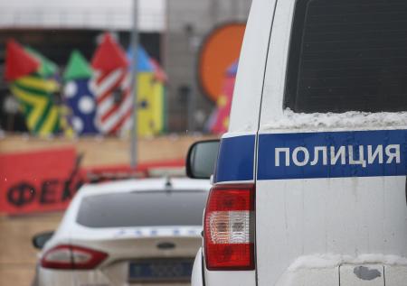 Мужчина подменил дорогие часы на ПВЗ маркетплейса и попал на видео