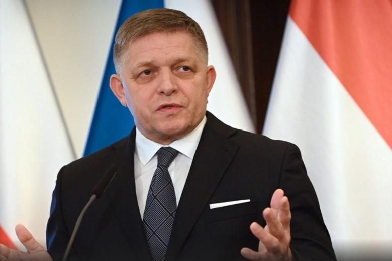 Роберт Фицо