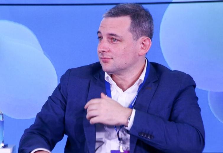 Илья Бронштейн