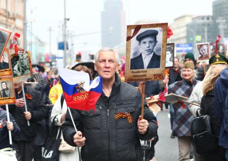 Стало известно, как в 2024 году пройдет «Бессмертный полк»