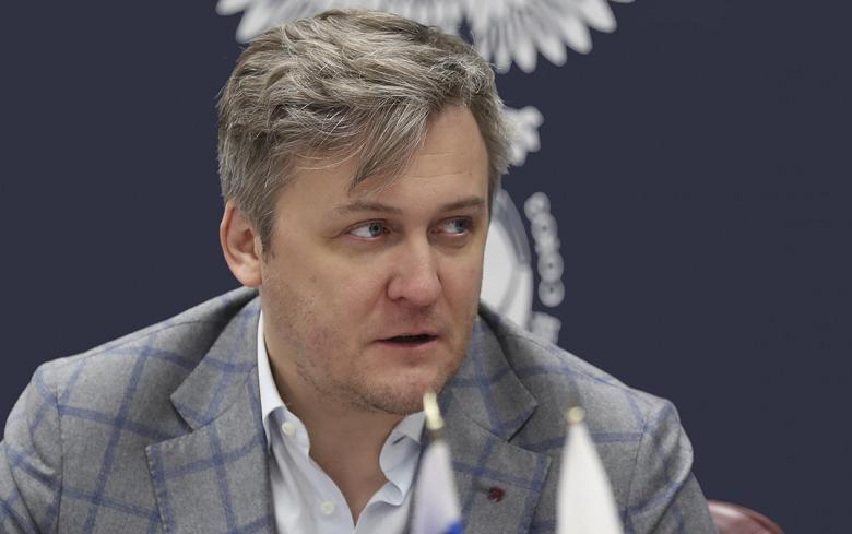 Денис Соловьёв