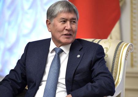 Атамбаева доставили в управление Госкомитета нацбезопасности Киргизии