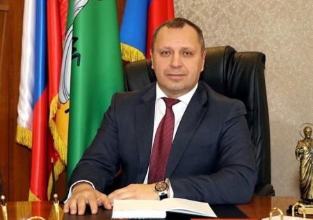 Мэр кузбасского города заявил, что он в траур никаких банкетов не закатывал