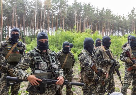 Рада поддержала идею о продлении военного положения на Украине