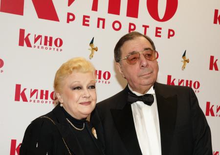 Снова Цивин и Дрожжина? Кому досталась квартира Леонида Броневого