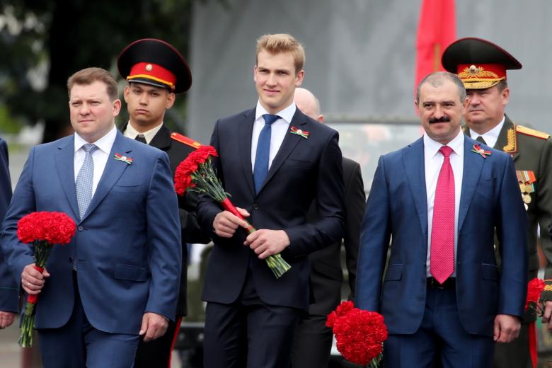 Сыновья президента Белоруссии Александра Лукашенко Дмитрий, Николай и Виктор