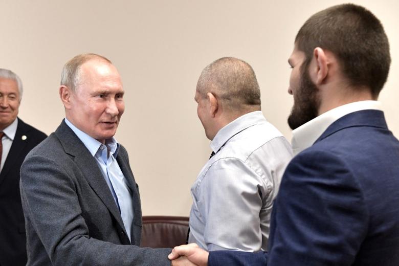 Владимир Путин и Хабиб Нурмагомедов