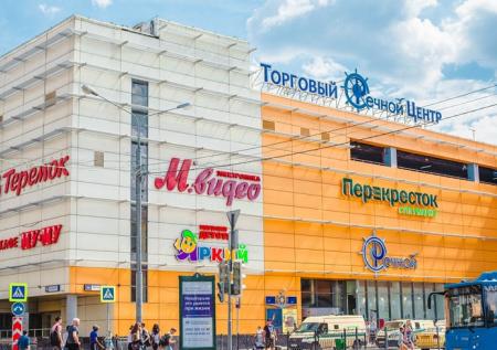 В Москве эвакуировали сотни людей из ТЦ из-за сообщения о «минировании»