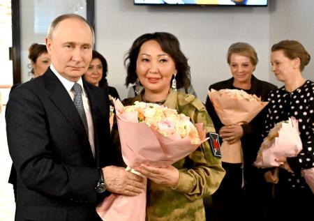 «Захотелось, чтобы улыбнулся»: медсестра тронула Путина
