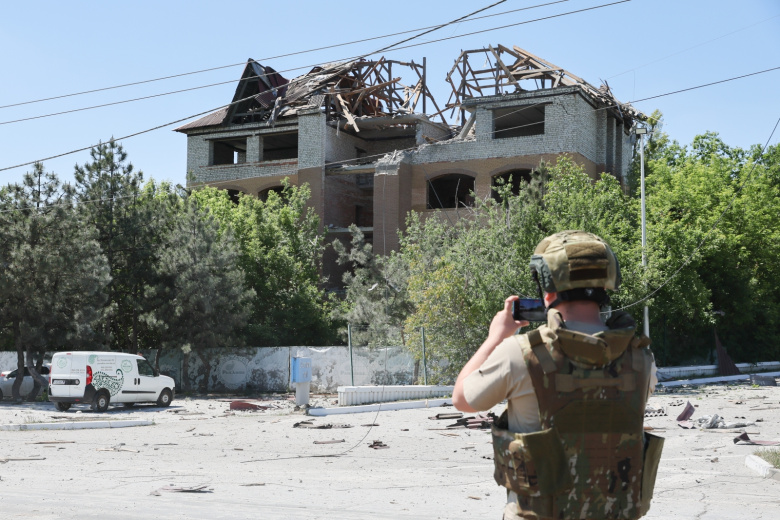 Последствия обстрела в Донецке