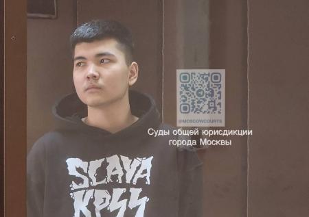 Российский рэпер получил реальный срок за строки об избиении беременных
