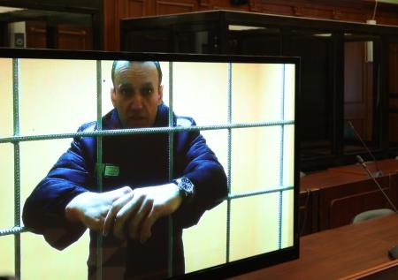 Суд признал законными 11 суток ШИЗО для Навального за поход в туалет утром