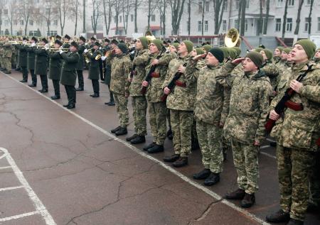Баранец: Зеленский не сможет увеличить впроголодь живущую армию