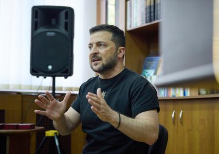 Всем не до Украины: как Зеленский провалил переговоры в Саудовской Аравии