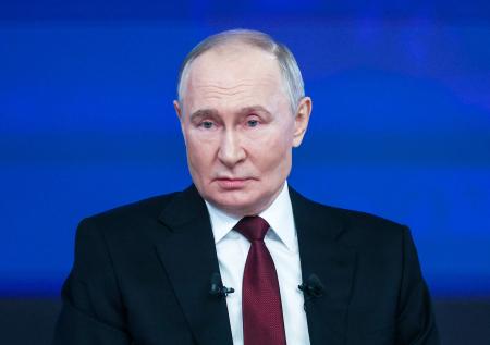Путин назвал приличной армией участников «Движения первых»