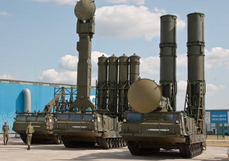 Рогозин: Россия готова отразить любое нападение, в том числе из космоса