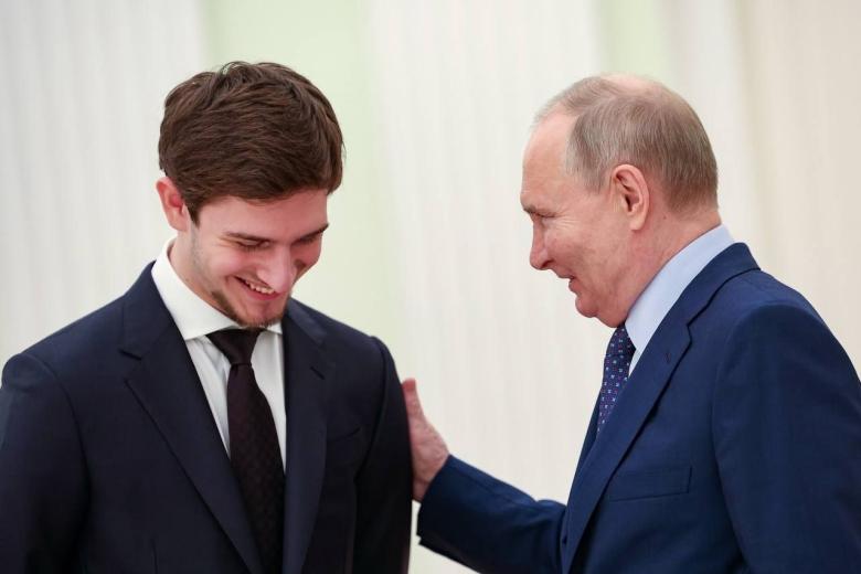 Владимир Путин и Али Кадыров