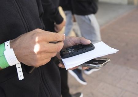 Минкомсвязь разрешила Tele2 продолжить тестирование eSIM