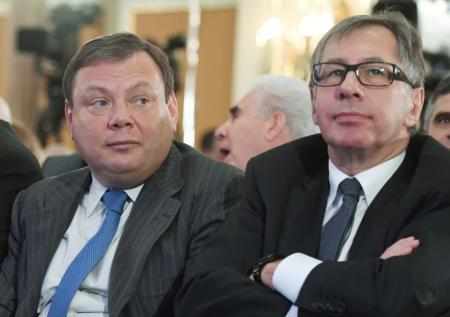 В Госдуме объяснили продажу Фридманом и Авеном долей в Альфа-Банке