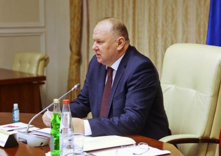 Песков не стал отвечать на вопрос об отставке Цуканова