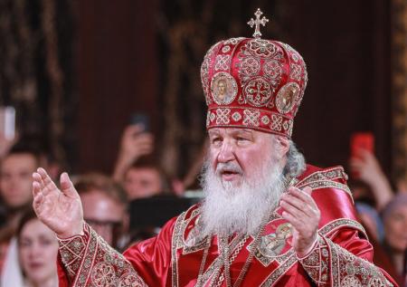 Патриарх Кирилл объяснил разницу между гламуром и святостью