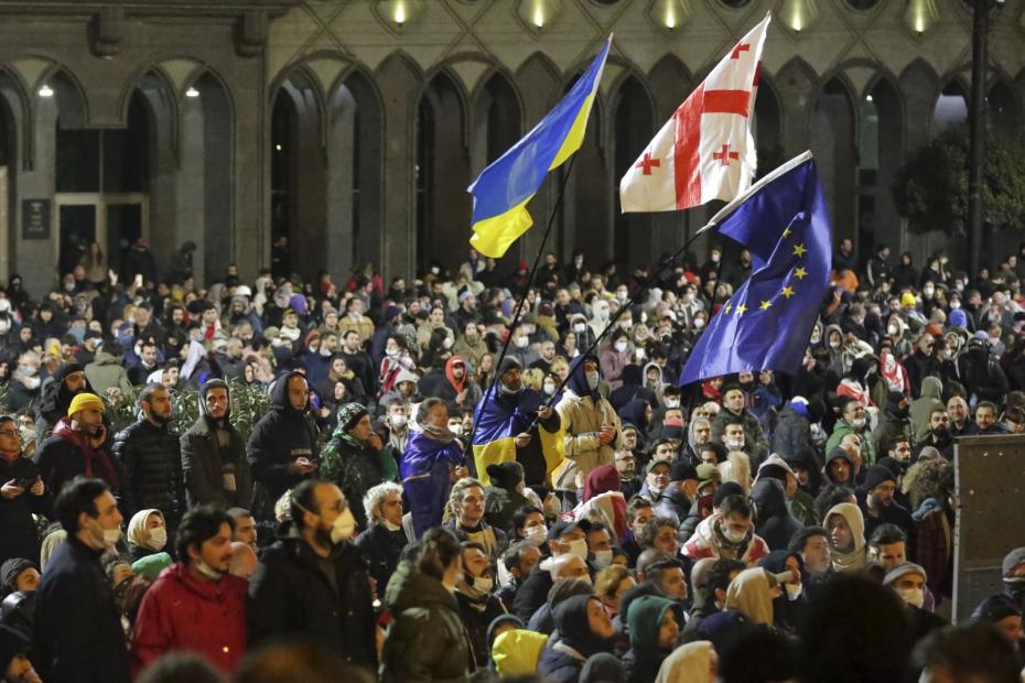 Акция протеста в Тбилиси против законопроекта об иноагентах