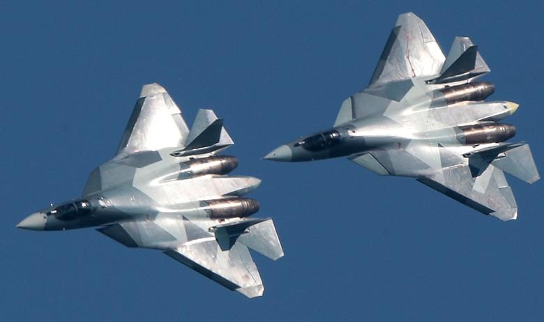 Российские истребители 5-го поколения Су-57