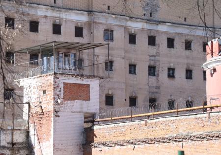 «Задушил мальчика»: житель Приморья сел за убийство 30-летней давности