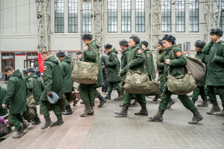Солдаты срочной службы