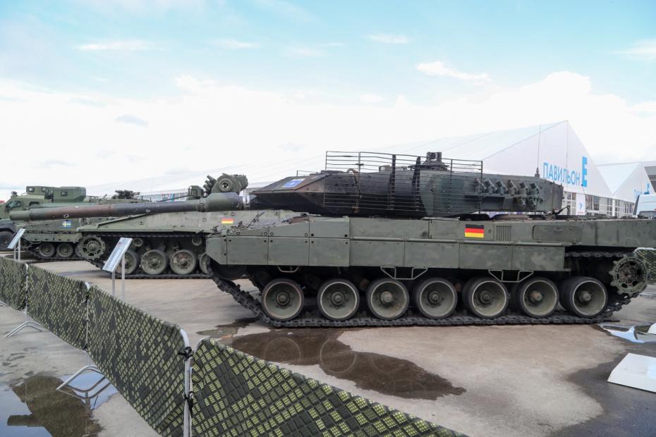 Немецкий танк Leopard 2A6