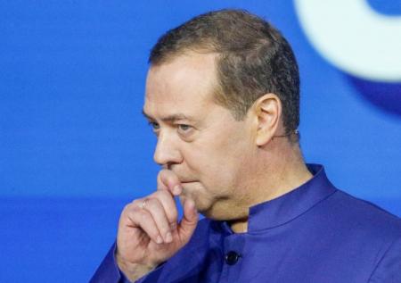 Медведев нашел еще одно сходство Украины и Третьего рейха