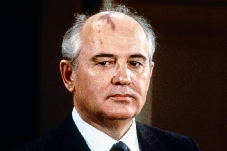 Михаил Горбачев