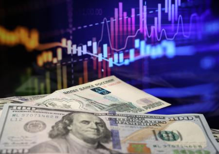 Российский индекс РТС опустился ниже 1500 пунктов впервые с мая 2021 года
