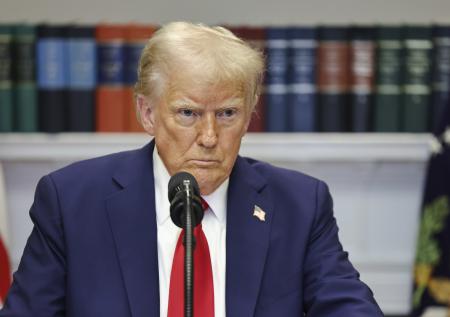 Трамп отправил в отставку пресс-секретаря Байдена
