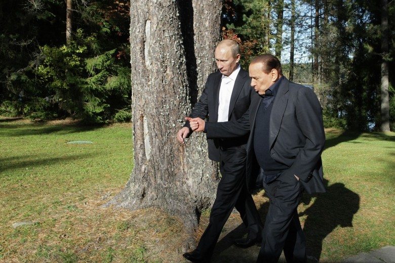 9 октября 2010 года. Председатель правительства РФ Владимир Путин и премьер-министр Италии Сильвио Берлускони