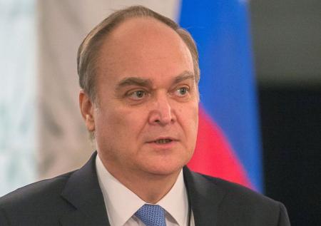 В посольстве России заявили, что Байден и Зеленский не хотят мира