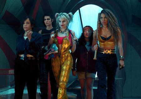 Warner Bros. сменит название «Хищным птицам»