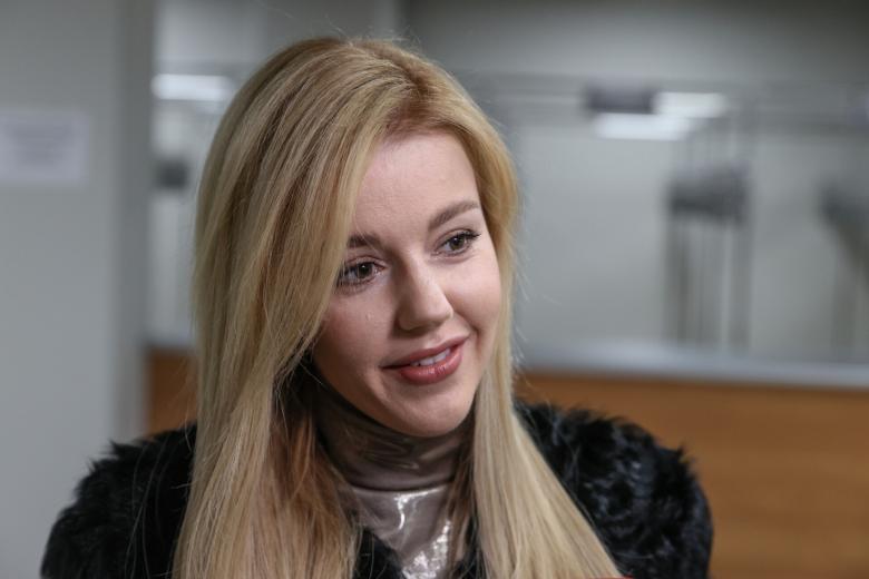 Певица Юлианна Караулова