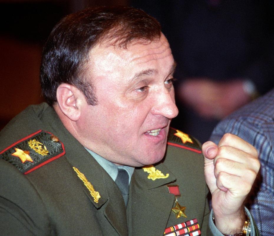 Министр обороны России генерал армии Павел Грачев, 1996 год