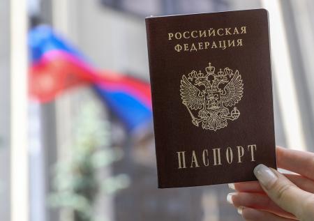 Адвокат рассказала россиянам, как сменить имя и фамилию себе и детям