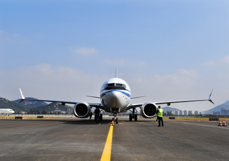 Лобовое стекло Boeing 737 MAX разбилось на высоте 11 тысяч метров