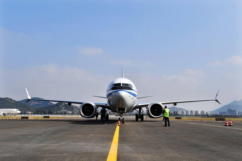 Самолёт Boeing 737 MAX