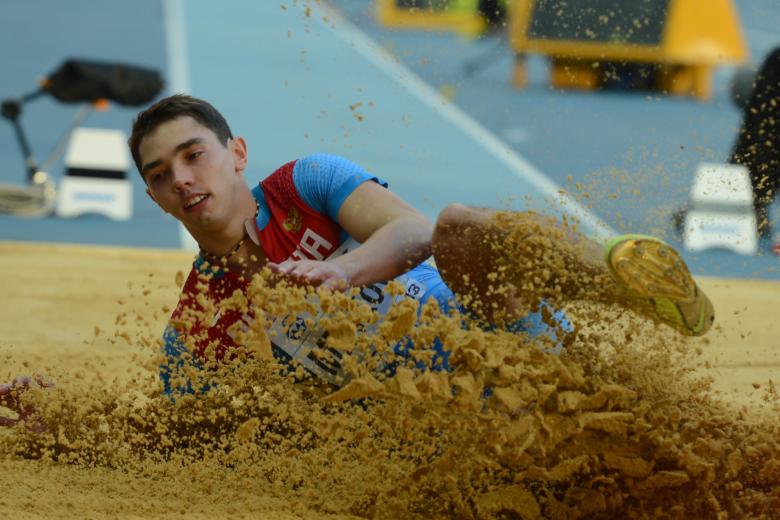 Александр Меньков