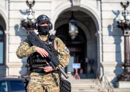 Политолог назвал вероятные сроки начала гражданской войны в США