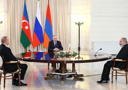 Кремль обнародовал совместное заявление Путина, Алиева и Пашиняна