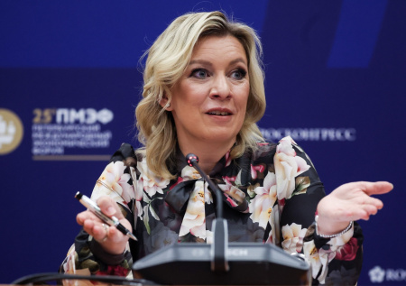 Захарова объяснила, почему Дудя и Венедиктова признали иноагентами