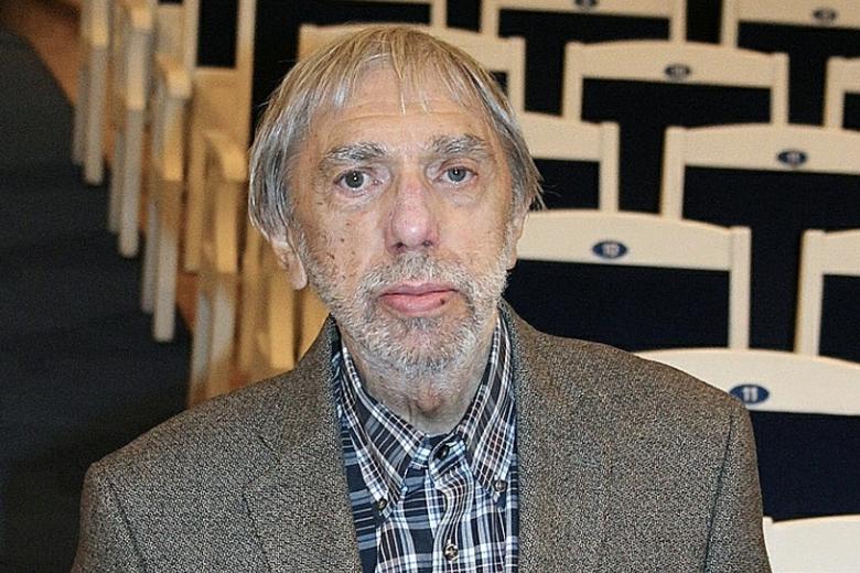 Эдуард Артемьев