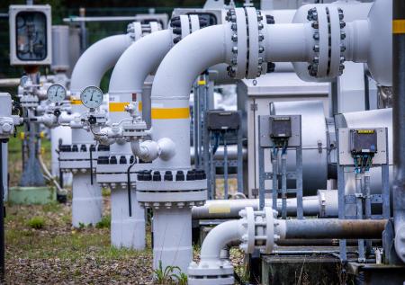 Украина начала закупать газ за границей