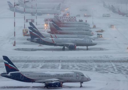 Почти 70 рейсов задержано и отменено в московских аэропортах