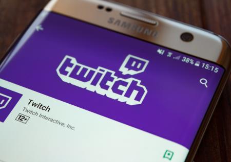 Российский суд назначил Twitch многомиллионный штраф